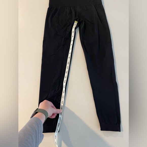 Knix Good to Go Seamless Legging - Picture 2 of 6